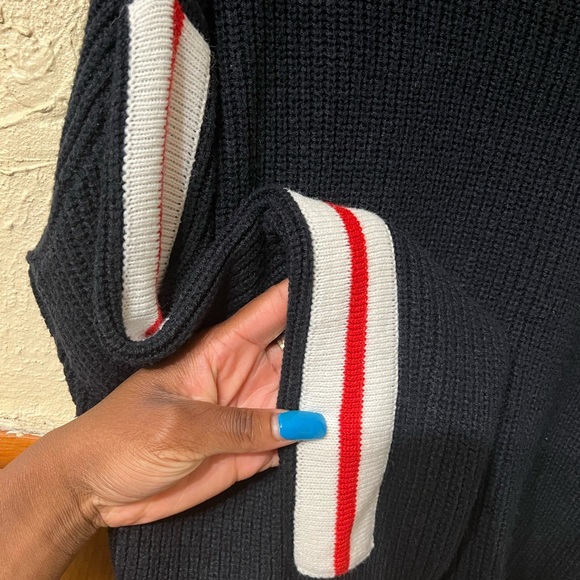 Cropped/Slouchy Sweater - Picture 2 of 2